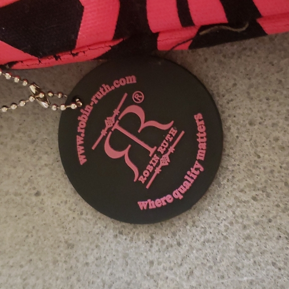 Purse - Picture 2 of 3